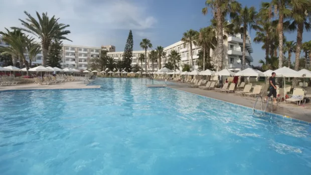 Louis-Phaethon-Beach-Hotel